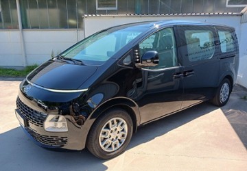 Hyundai STARIA 43.000 km 44.990 &euro; Ettlingen 76275