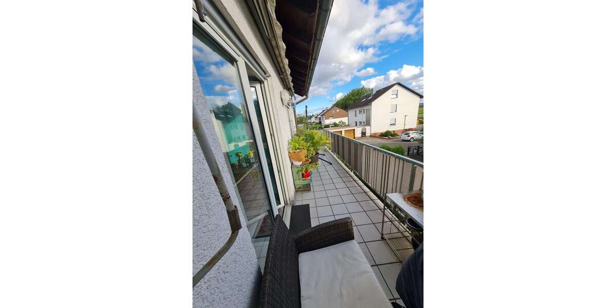 Etagenwohnung Stutensee - 4 Zimmer, 105 m&sup2;, 1.440&euro; | Angebot:27385660