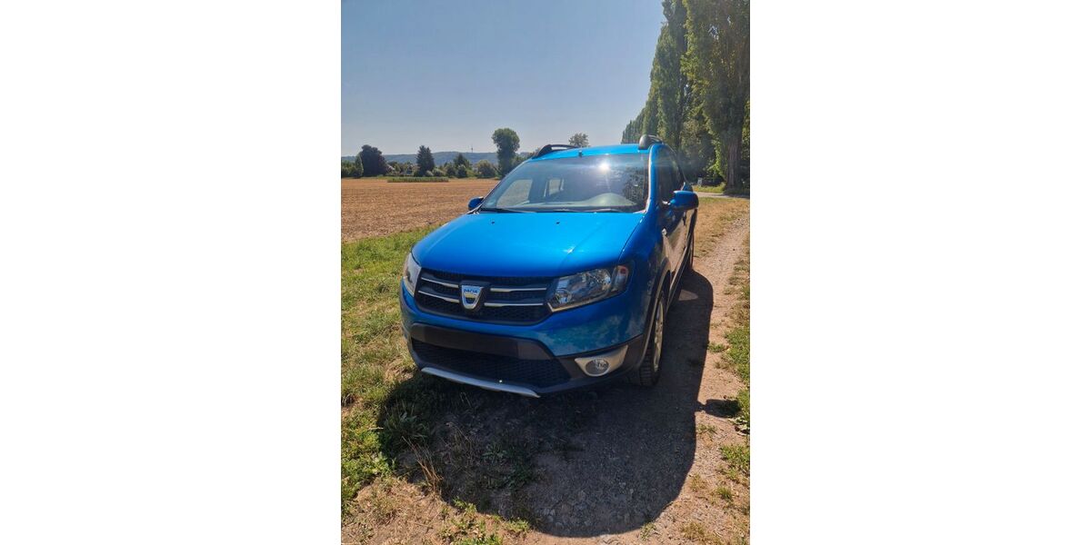 Dacia Sandero 61.000 km 7.599 &euro; karlsruhe 76199