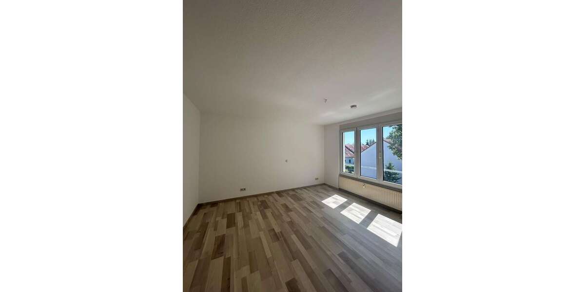 Etagenwohnung Bretten - 2 Zimmer, 69 m&sup2;, 820&euro; | Angebot:27315005