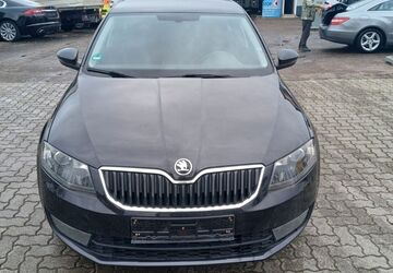 Skoda Octavia 218.000 km 7.590 &euro; Karlsruhe 76185
