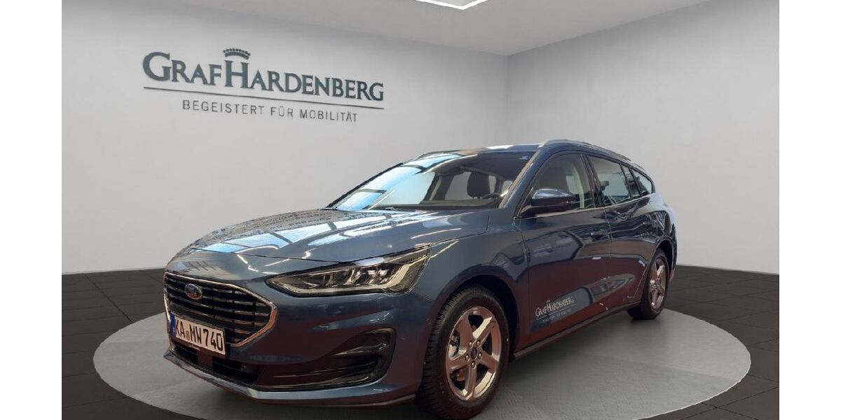 Ford Focus 9.900 km 25.980 &euro; Karlsruhe 76185
