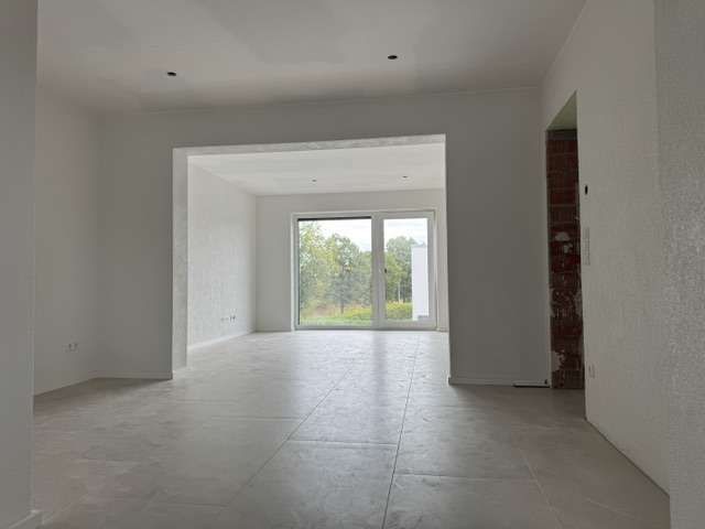 Etagenwohnung Linkenheim Linkenheim - 3 Zimmer, 100 m&sup2;, 1.500&euro; | Angebot:27317808