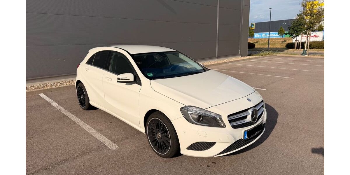 Mercedes-Benz A 180 195.000 km 8.449 &euro; Steinmauern 76479