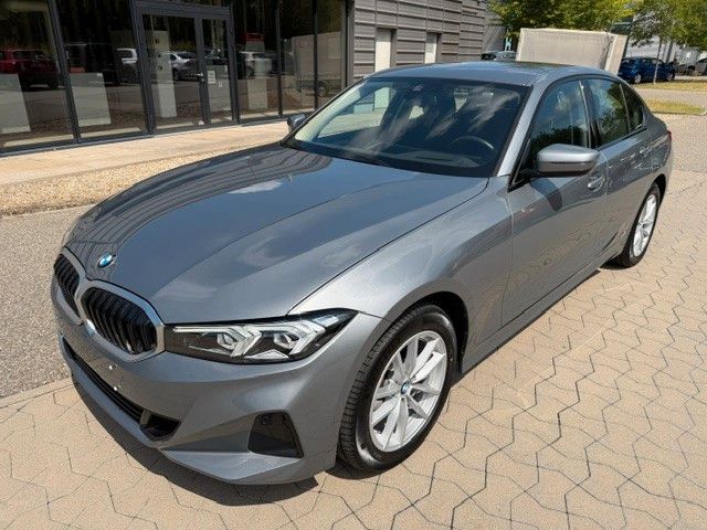 BMW 318 78.858 km 26.990 &euro; Karlsruhe 76199
