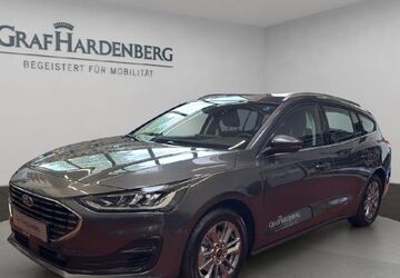 Ford Focus 9.900 km 25.980 &euro; Karlsruhe 76185