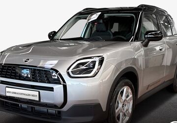 Mini Countryman C (Cooper) 33.707 km 31.990 &euro; Karlsruhe 76227