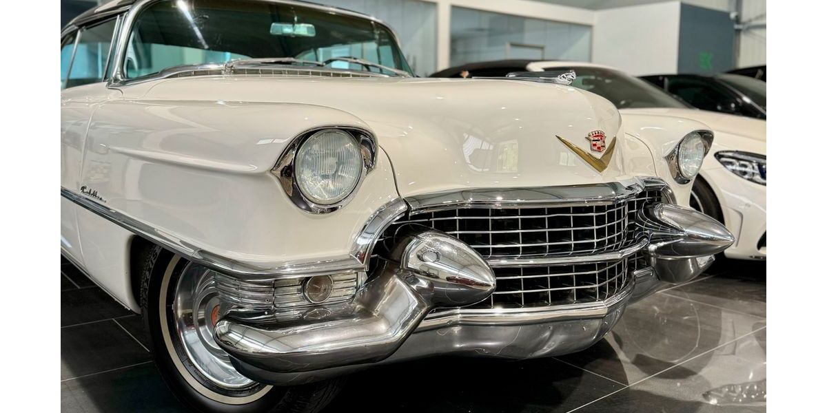 Cadillac Deville 24.000 km 46.799 &euro; Niefern Öschelbronn 75223