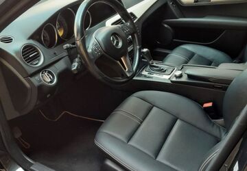 Mercedes-Benz C 200 312.000 km 5.300 &euro; Karlsruhe 76228
