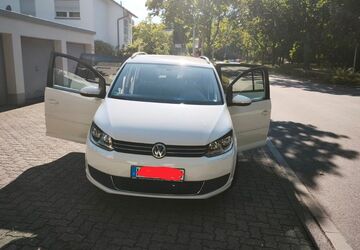 VW Touran 115.000 km 7.950 &euro; Karlsruhe 76131