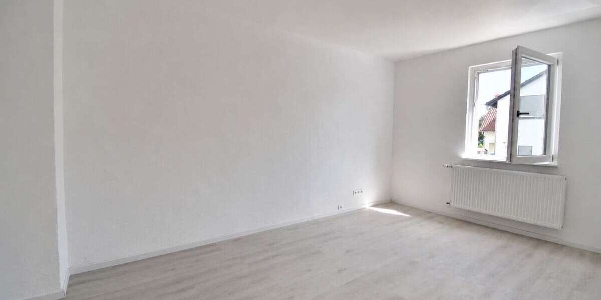 Etagenwohnung Lingenfeld - 2 Zimmer, 58 m&sup2;, 690&euro; | Angebot:27315160