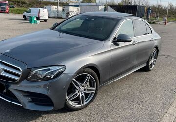 Mercedes-Benz E 350 90.400 km 30.799 &euro; Karlsruhe 76131