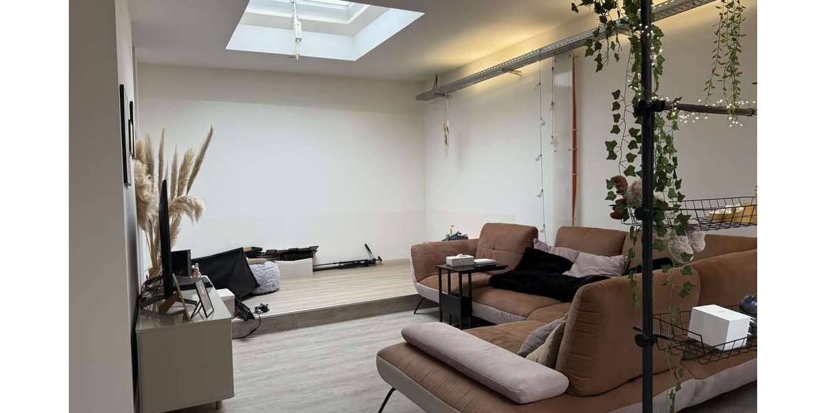 Etagenwohnung Karlsruhe Innenstadt-West - 3 Zimmer, 129 m&sup2;, 1.450&euro; | Angebot:23876840