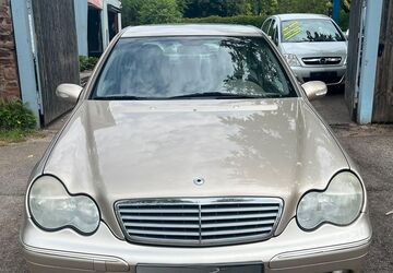 Mercedes-Benz C 220 350.000 km 899 &euro; Karlsruhe 76131
