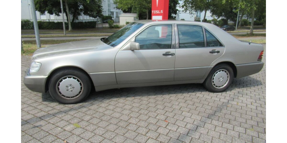 Mercedes-Benz 350 134.500 km 18.900 &euro; Karlsruhe 76229
