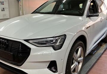 Audi e-tron 13.268 km 42.900 &euro; Ettlingen 76275