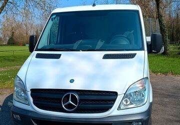 Mercedes-Benz Sprinter 220.000 km 9.400 &euro; Neupotz 76777