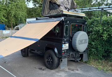 Land Rover Defender 138.820 km 30.400 &euro; Karlsruhe 76227