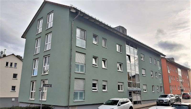 Etagenwohnung Pforzheim Südweststadt - 3 Zimmer, 84 m&sup2;, 799&euro; | Angebot:26913237