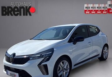 Renault Clio 33.400 km 18.650 &euro; Karlsruhe 76187