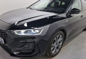 Ford Focus 59.860 km 18.750 &euro; Landau 76829