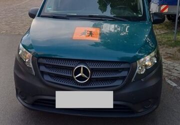 Mercedes-Benz Vito 190.000 km 9.900 &euro; Karlsruhe 76135
