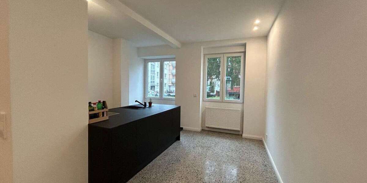Etagenwohnung Karlsruhe Innenstadt-Ost - 2 Zimmer, 66 m&sup2;, 1.200&euro; | Angebot:27284681
