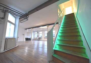 Wohnung Pforzheim Innenstadt - 3 Zimmer, 256 m&sup2;, 1.560&euro; | Angebot:21238299