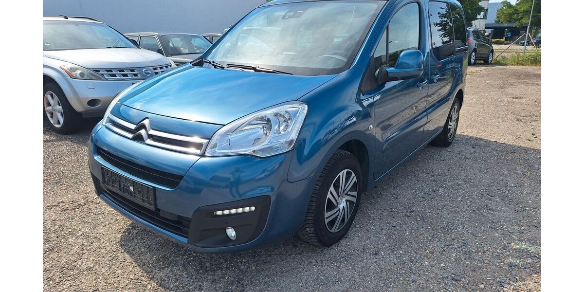 Citroen Berlingo 153.497 km 9.900 &euro; Karlsruhe 76185