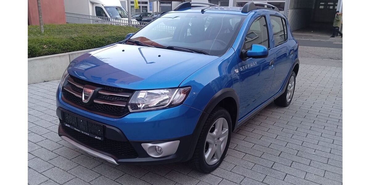 Dacia Sandero 159.000 km 4.400 &euro; Pforzheim 75172
