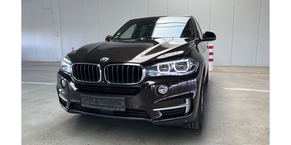 BMW X5 170.000 km 25.490 &euro; Karlsruhe 76185