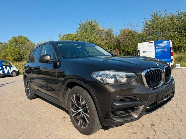 BMW X3 199.500 km 18.900 &euro; Karlsruhe 76199
