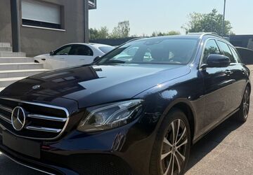 Mercedes-Benz E 300 131.500 km 22.950 &euro; Kronau 76709