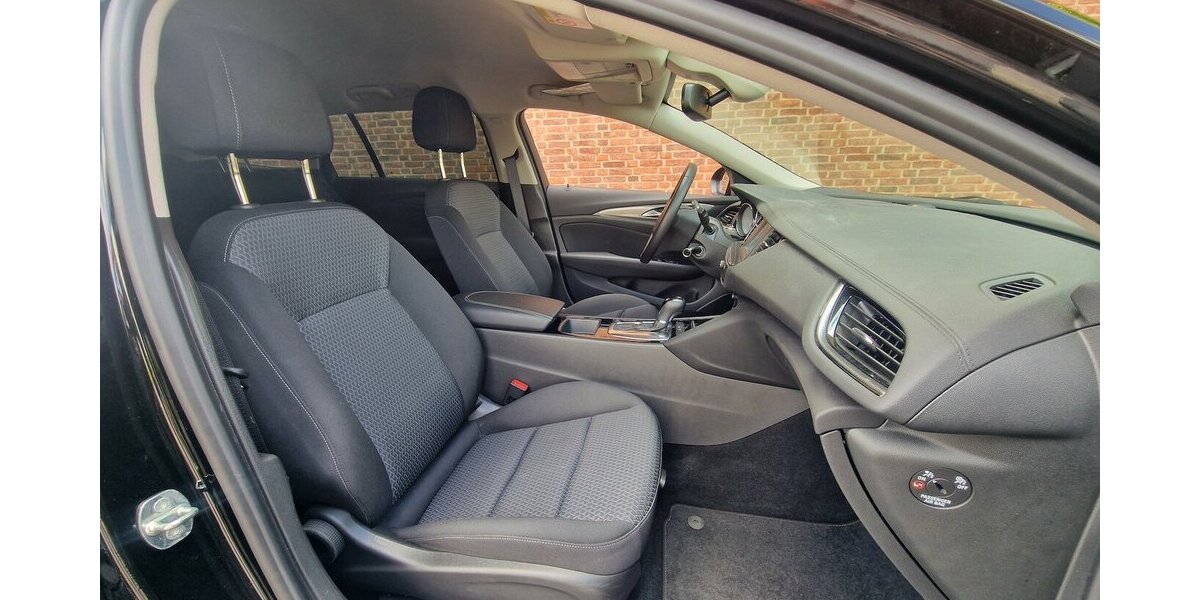 Opel Insignia Business Edition Klimaautomatik NAVI 89.000 km 15.998 &euro; Landau 76829