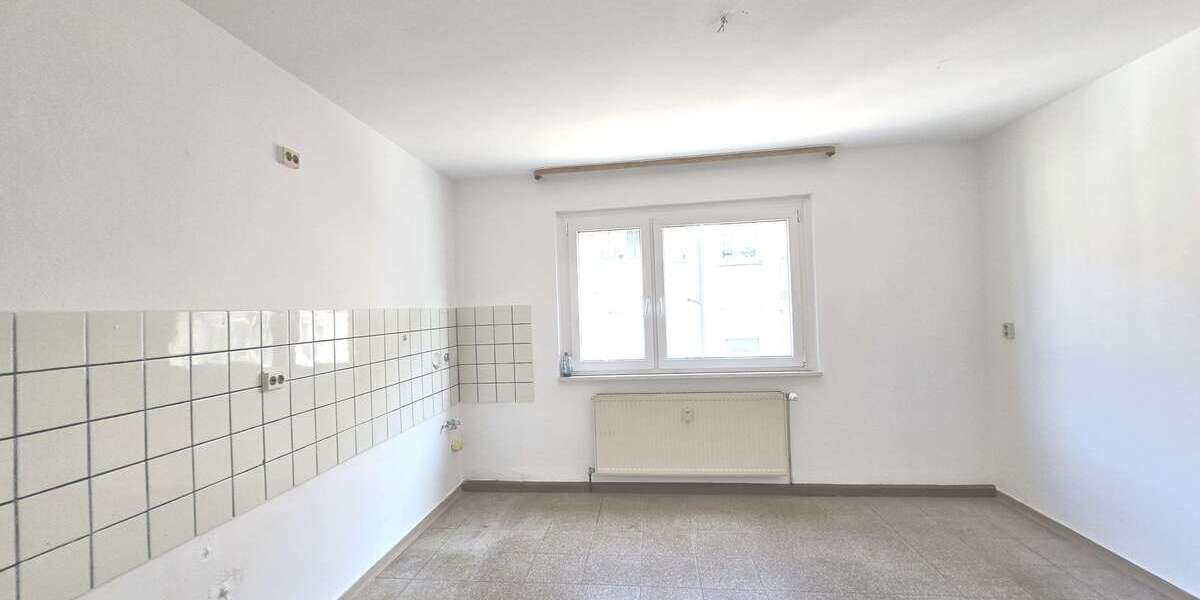 Etagenwohnung Pforzheim Innenstadt - 2 Zimmer, 66 m&sup2;, 662&euro; | Angebot:27309063