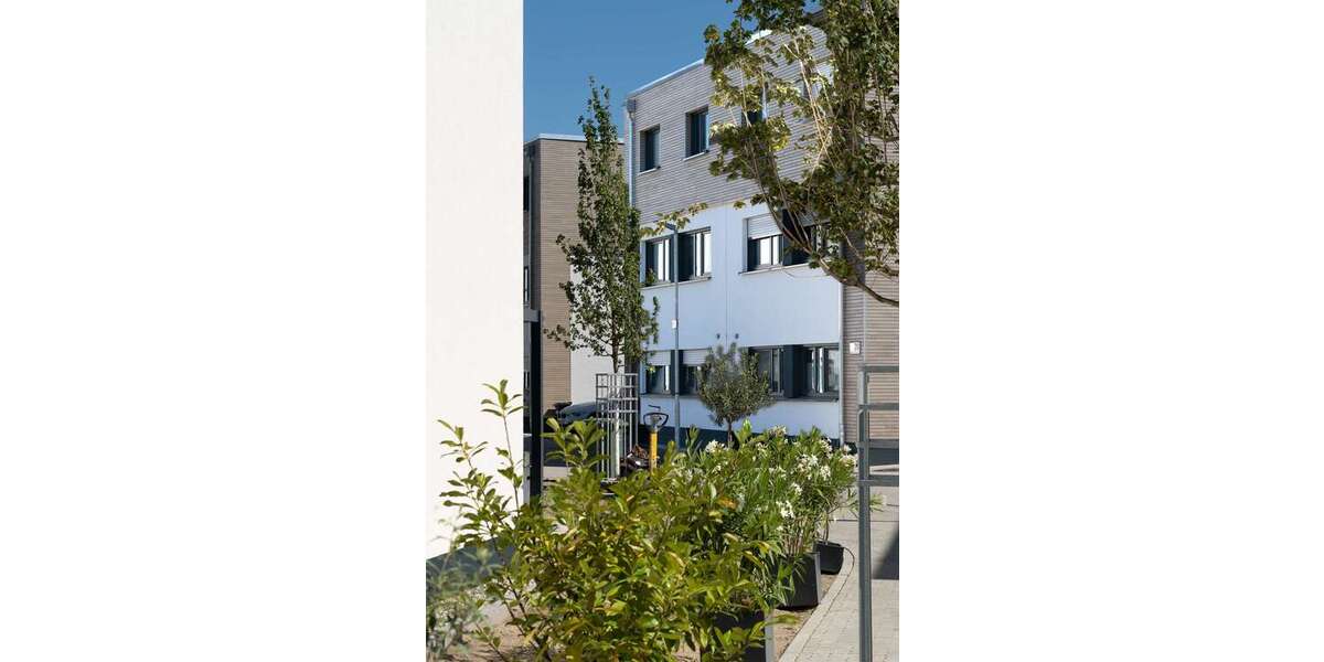 Etagenwohnung Karlsdorf-Neuthard Neuthard - 3 Zimmer, 78 m&sup2;, 1.200&euro; | Angebot:23927674