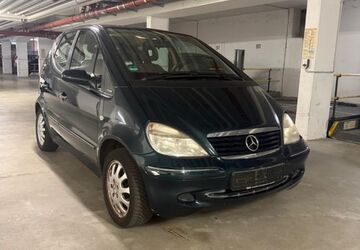 Mercedes-Benz A 140 174.090 km 1.400 &euro; Karlsruhe 76199