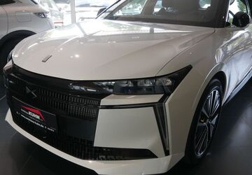 DS Automobiles DS4 5.000 km 40.380 &euro; Karlsruhe 76185